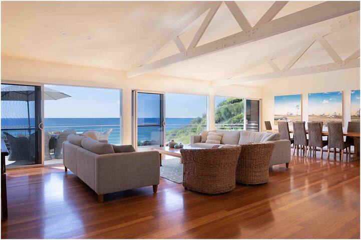 Clifton Beach House Beachfront on Boomerang Beach gallery image 5