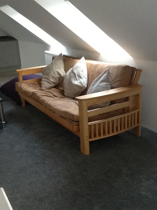 Living area /Futon