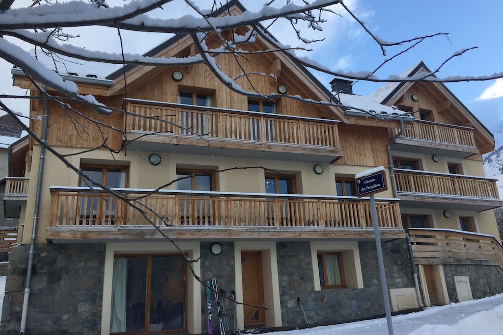 Chalet Galbert - sleeps 10