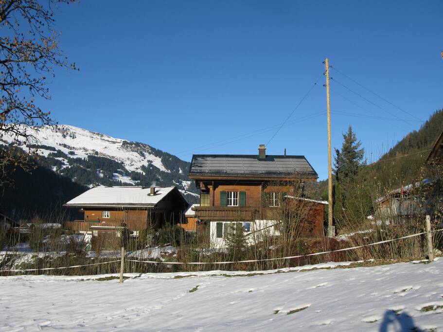 Chalet Marijke tussen de bergen, met zonnepanelen dak