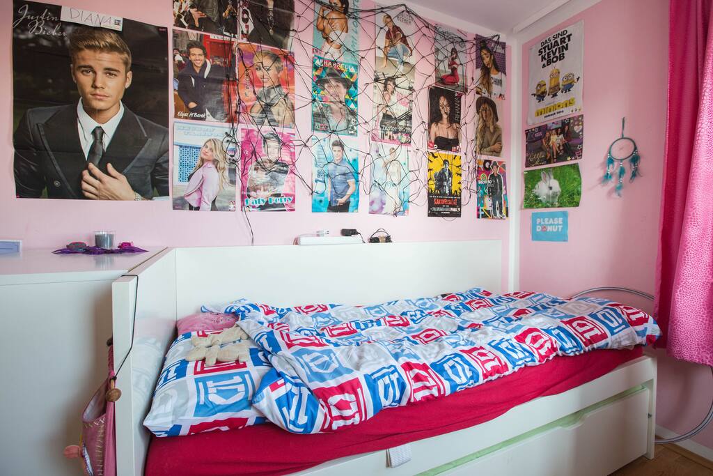 2 beds + 1 separat bed