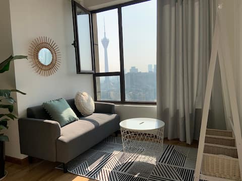 长租优惠/可做饭『Counting starts"』339高空夜景房/电子科大/建设路商圈/极米投影