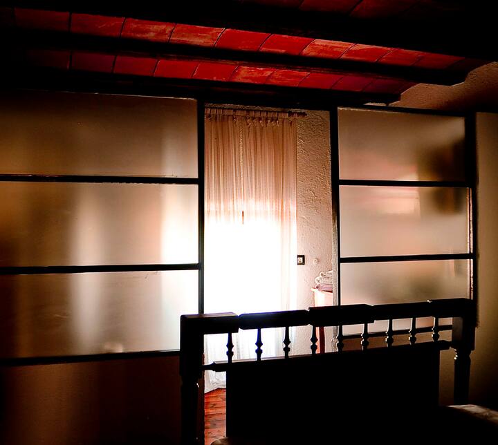 საძინებელი 1