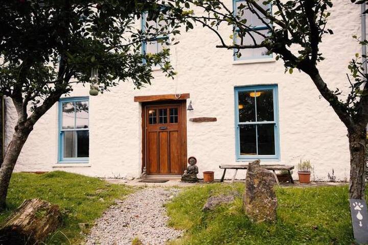 Ship Cottage Pwll Du Bay Gower Houses For Rent In Swansea