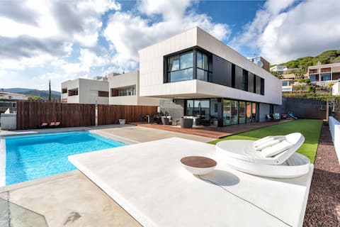 Luxury Family Villa Pool Barcelona&Costa Brava