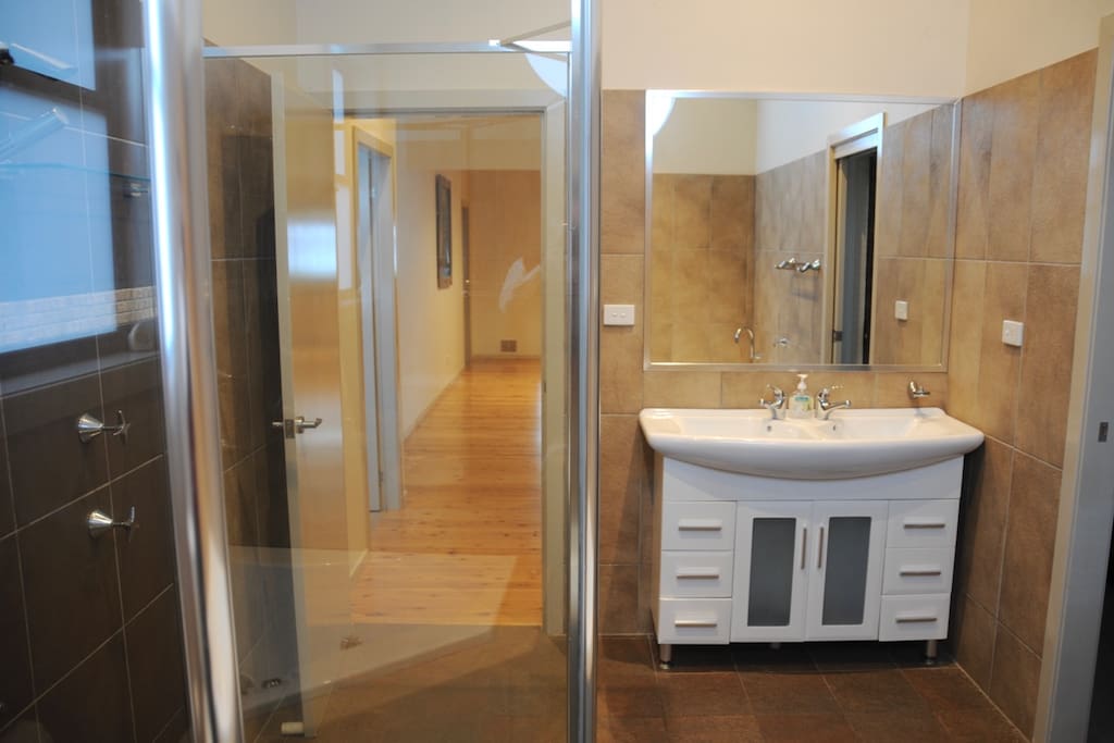 Main bathroom