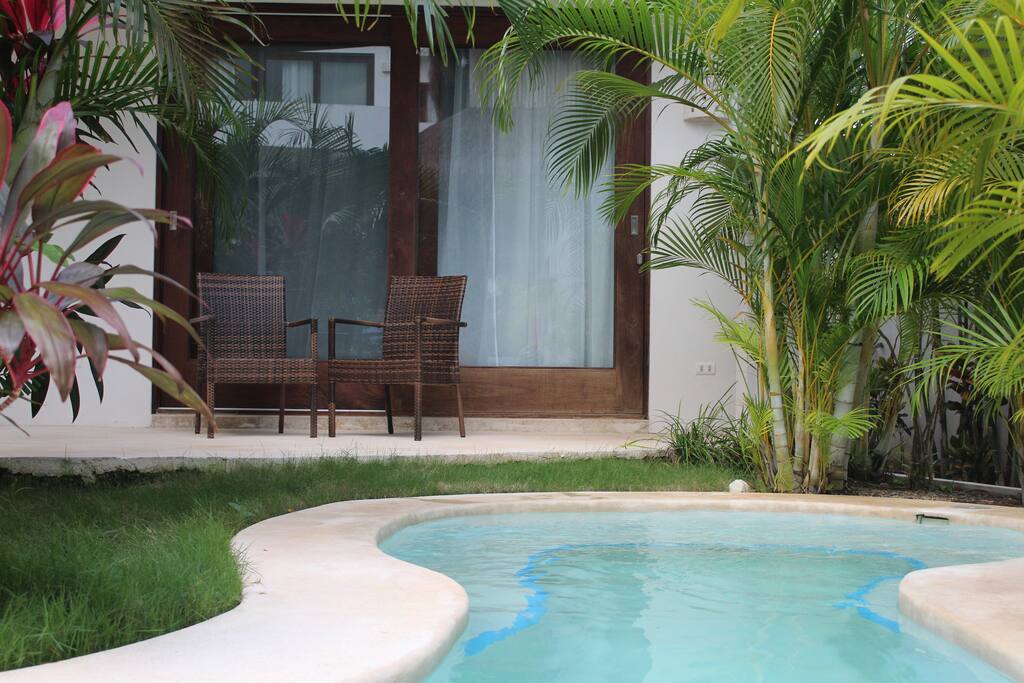 The pool rivers.