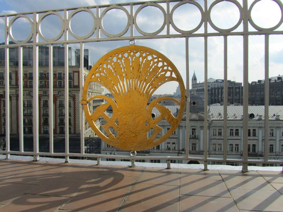 Balcony itself admired!