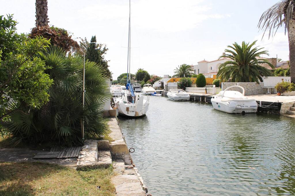 vu jardin côté canal