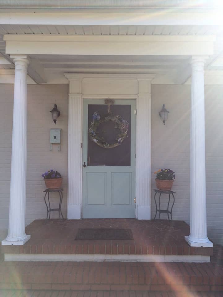 Southern Charm @ Anderson University & Clemson