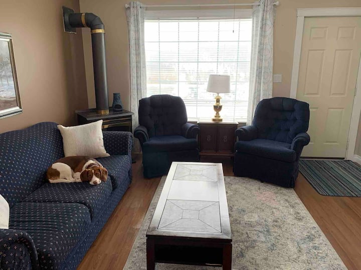 Bailey’s Mountain Retreat - Blairmore