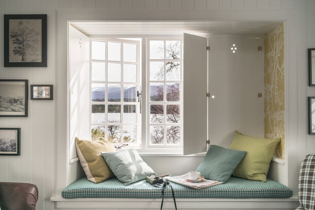 The window seat in the lounge offers comfort as well as marvellous views.