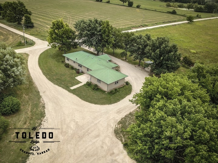 Chanute Vacation Rentals & Homes Kansas, United States Airbnb