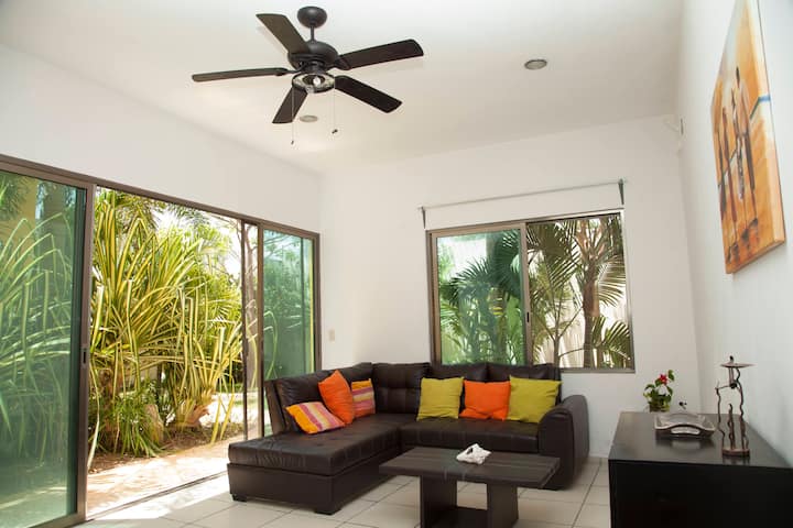 Beautiful Private Villa With Huge Garden And Pool. - Playa del Carmen