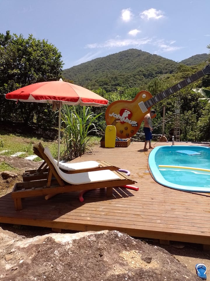Site with Pool - Fun and Family Rest