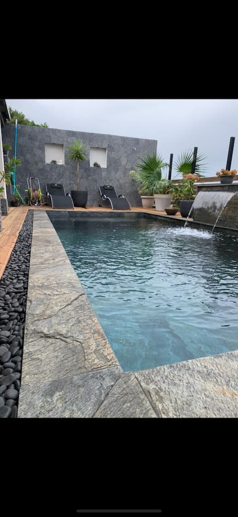 Beautiful villa with pool 10 min from the beach