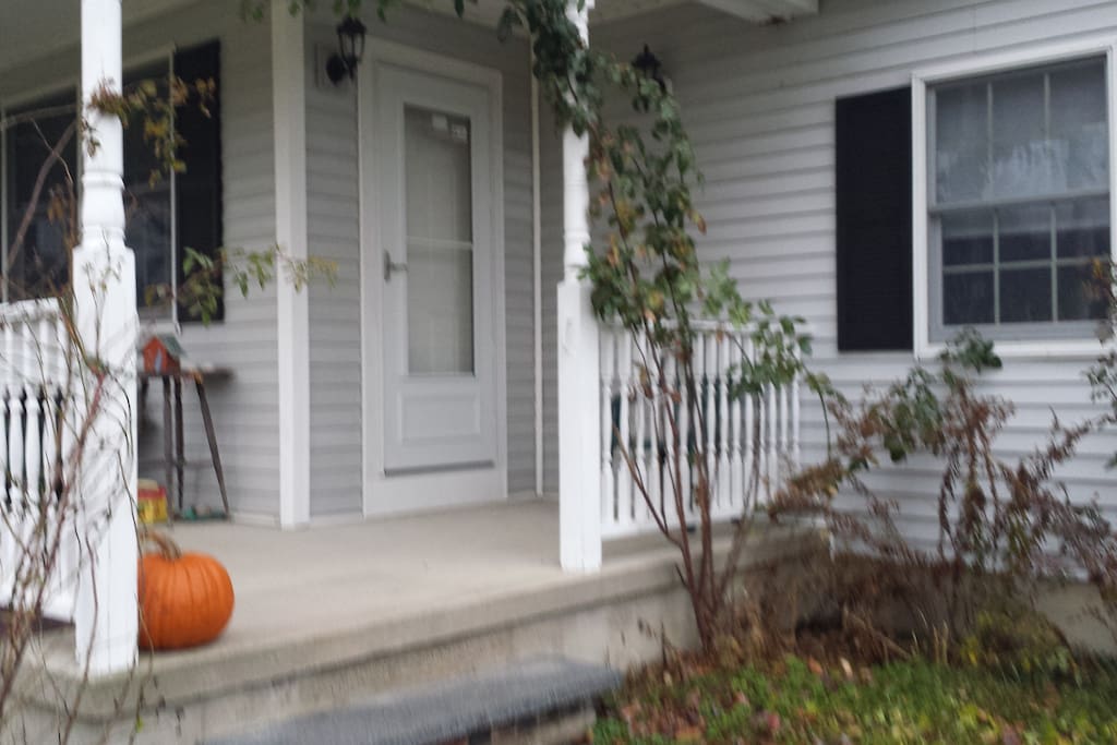 This room has its own private entrance just steps from the parking area. Your porch light turns on at dusk (if you leave the switch on inside). Handy for coming home after dark.