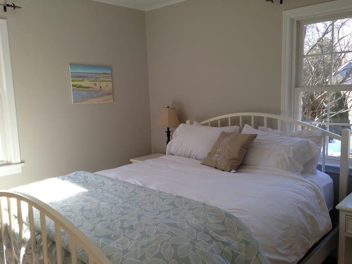 Ქვედა საძინებელი 152 × 203 სმ საწოლით