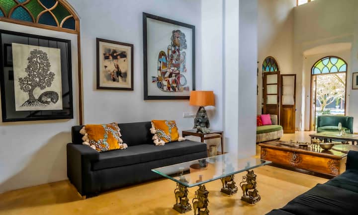 Shared living room image 3