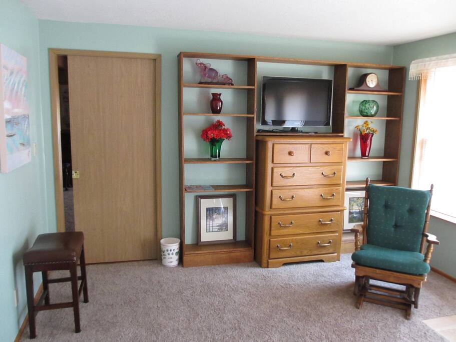 Large Bedroom