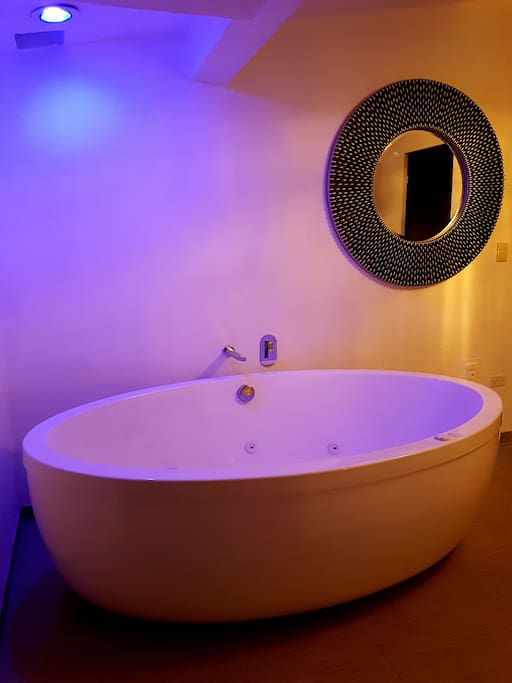 design whirlpool for 2