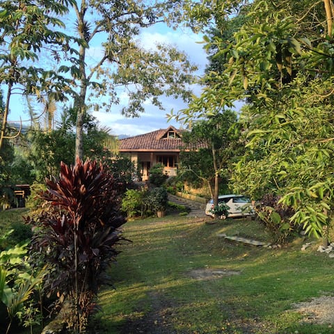 El Romerón- Country house