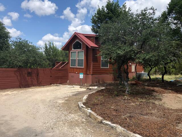9 Cabins At Rim Rock on 3 acres with pool! gallery image 5