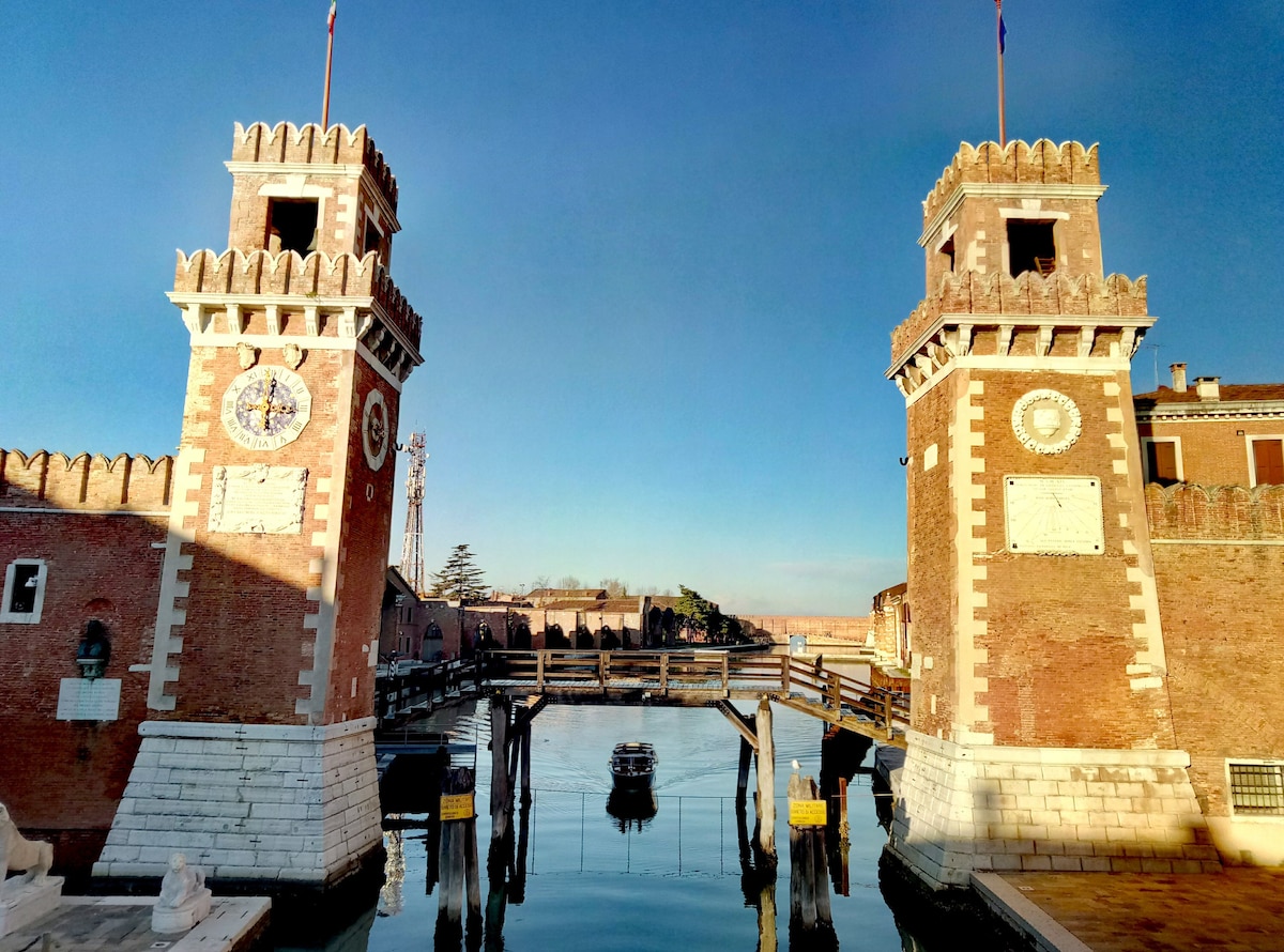 Grand Canal Vacation Home Rentals - Venice, Italy