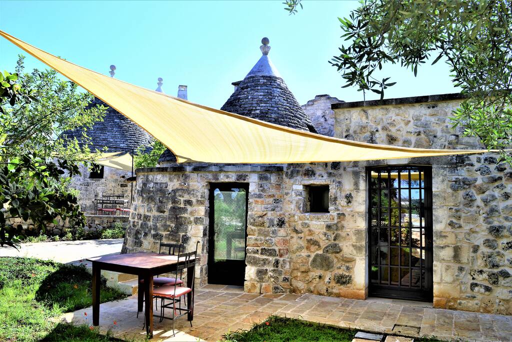 Lamia Trullo in Valle dItria - Cisternino의 땅속의 집에서 살아보기, 아풀리아, 이탈리아