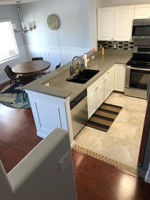 Kitchen / dining