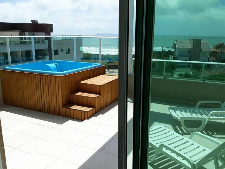 Duplex penthouse for 07 people in Mariscal
