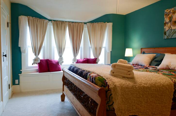 ❤ Vintage Jewel in Historic Mississippi! gallery image 4