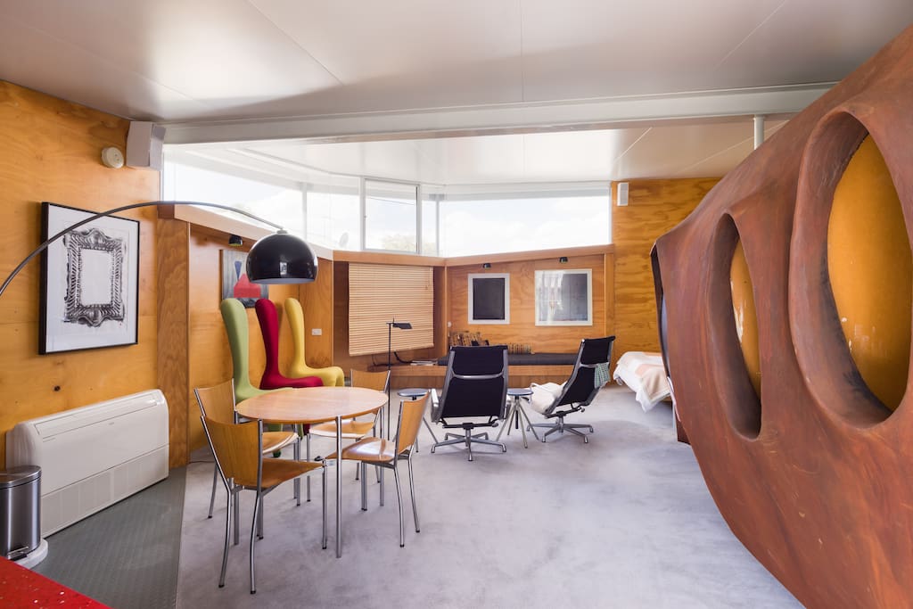 Skyview Studio Guesthouses for Rent in Coburg, Victoria, Australia