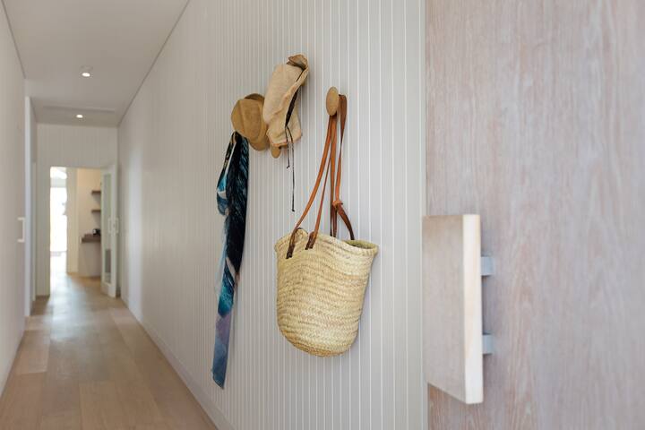 Manly Beach House – Aloha gallery image 3