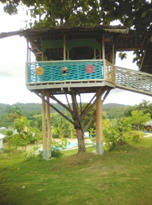 Tree House
Php1,000, 30 guests