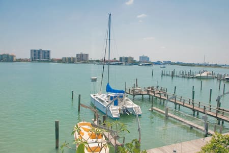 Clearwater Beach Waterfront Studio