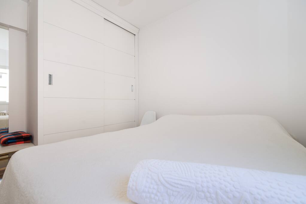 Bedroom Suite - Queen Size Bed