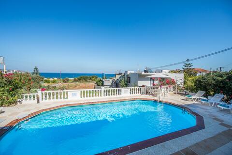 Rouladina Apt 3, Stalos, Crete