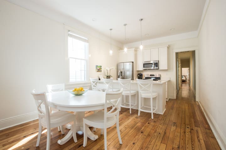 Fabulous Location Historic Home on Magazine St.