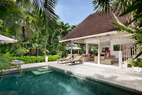 Villa Rama Sita - 100m from Eat Street, 3BR