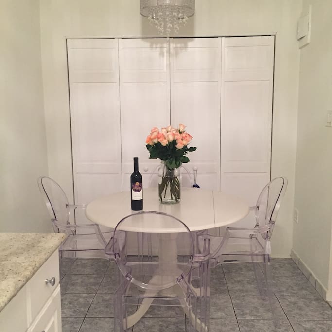 Eat in Kitchen