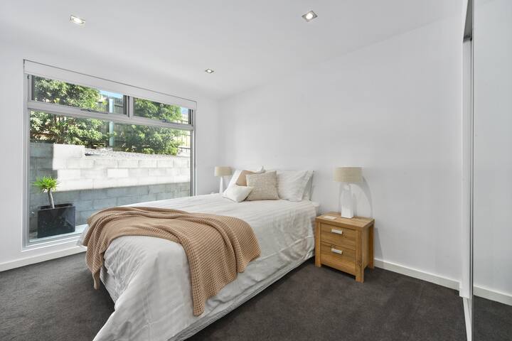 Glasshouse on Bentley gallery image 4