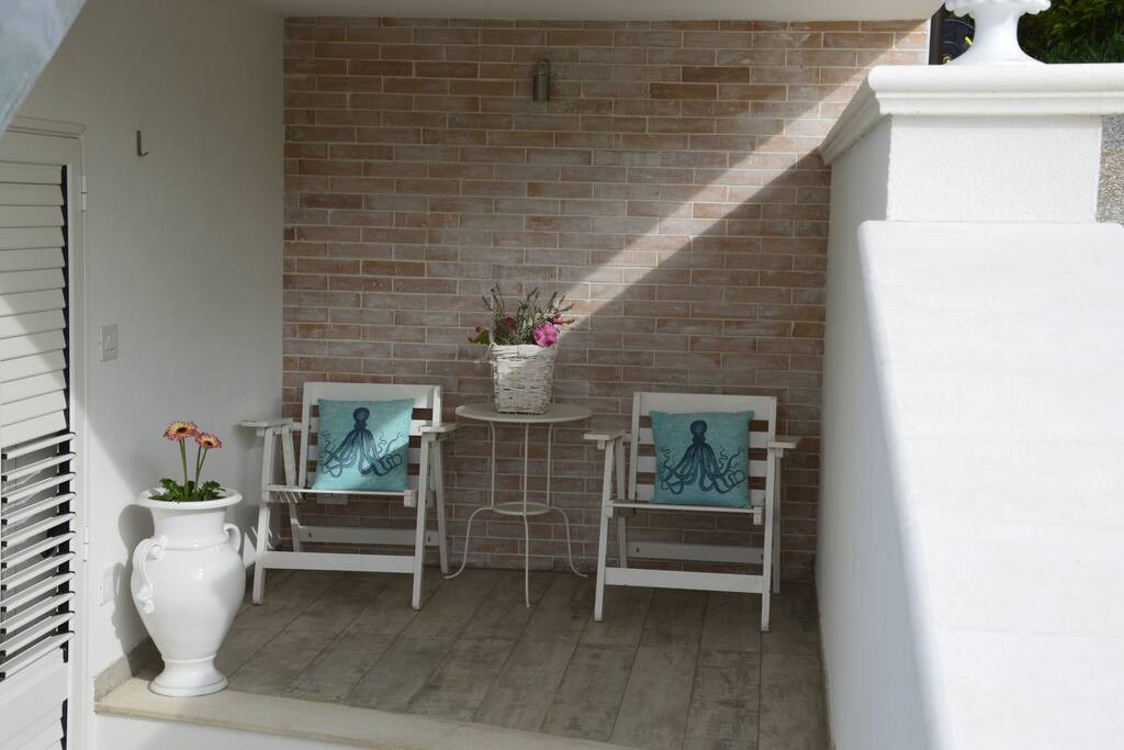 Ingresso della camera - terrazzino privato.