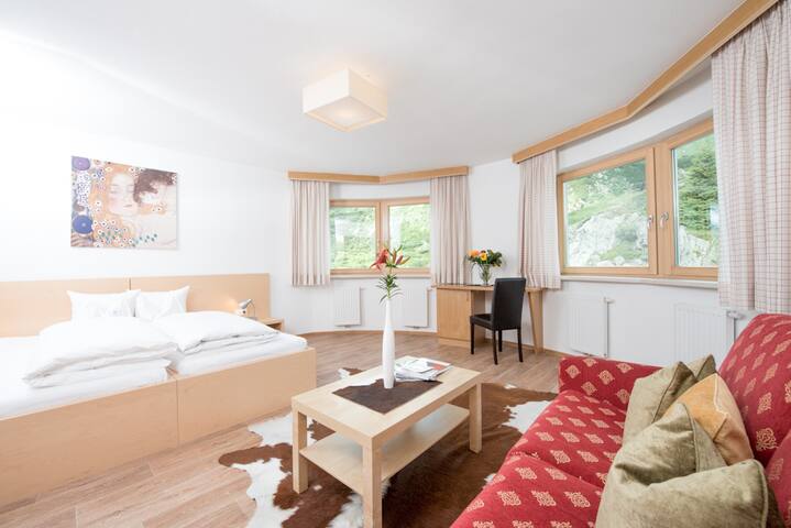 Top of the Arlberpass, 1800m