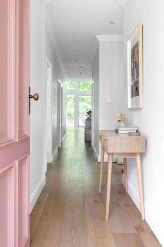 Spacious coastal stunner! gallery image 3