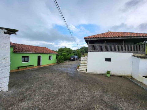 Propiedad de Airbnb exitosa: House surrounded by nature 10 minutes from the beach. en Villaviciosa