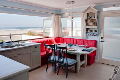 Popular Airbnb listing: South Mission Oceanfront Paradise in Mission Beach