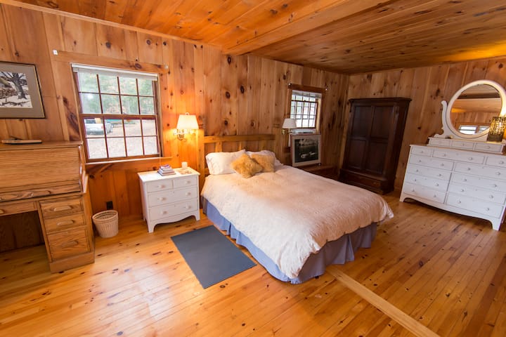 غرفة البحيرة