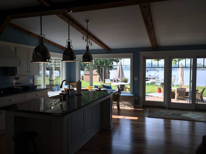 Lake Home that feels like Cape Cod Houses for Rent in Hartford (Town