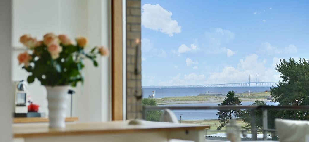 Beach flat close to the Metro